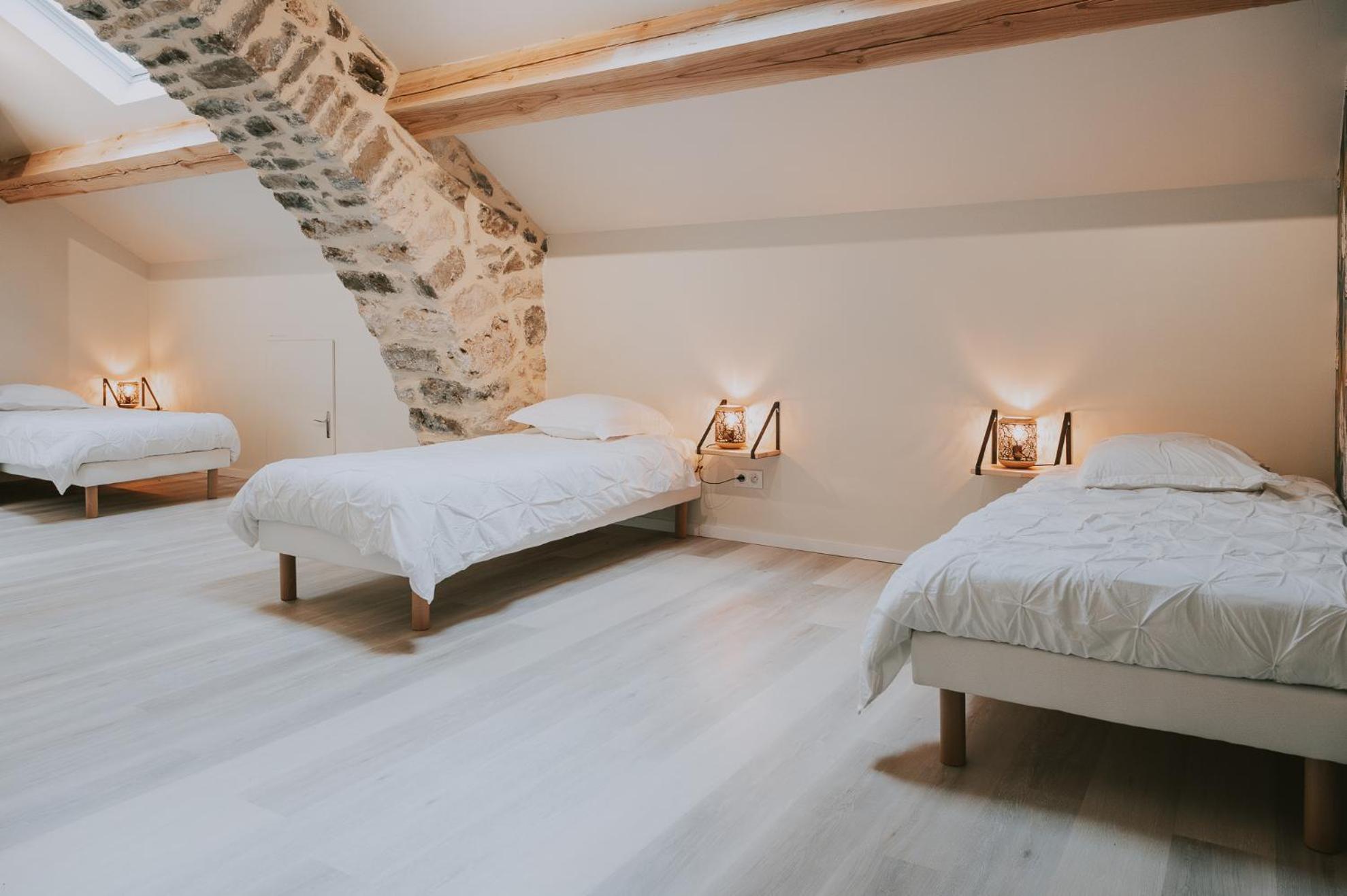 Domaine De Tapies 2 Gites Jusqu A 19 Personnes Cornus Εξωτερικό φωτογραφία